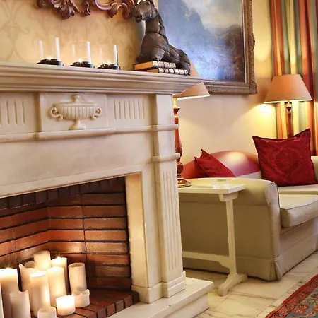 Plaza - Heritage Collection - Avenida 4*