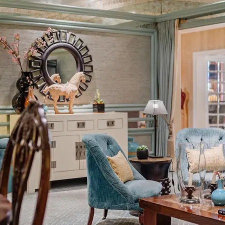 Plaza - Heritage Collection - Avenida