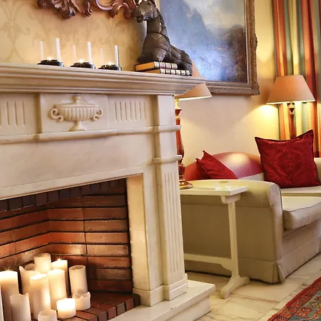 Plaza - Heritage Collection - Avenida Hotel