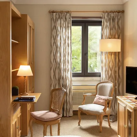 Plaza - Heritage Collection - Avenida Hotel