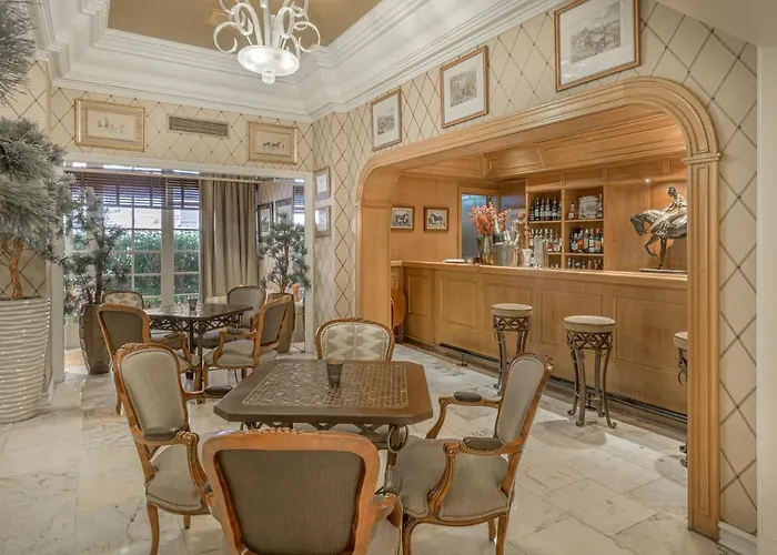 Plaza - Heritage Collection - Avenida 4*