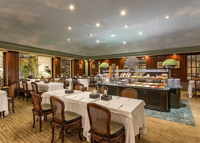 Hotel Plaza - Heritage Collection - Avenida