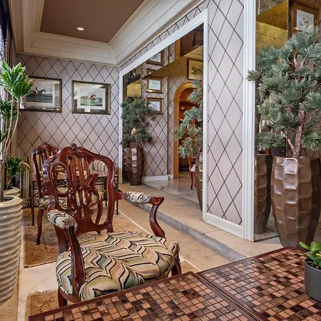 Plaza - Heritage Collection - Avenida Отель