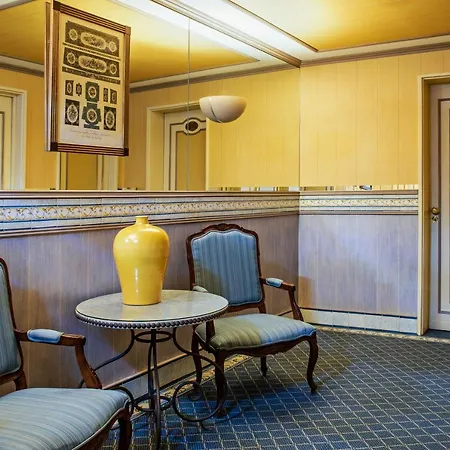 Plaza - Heritage Collection - Avenida 4*